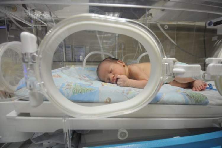 hastanede bebek görmek
