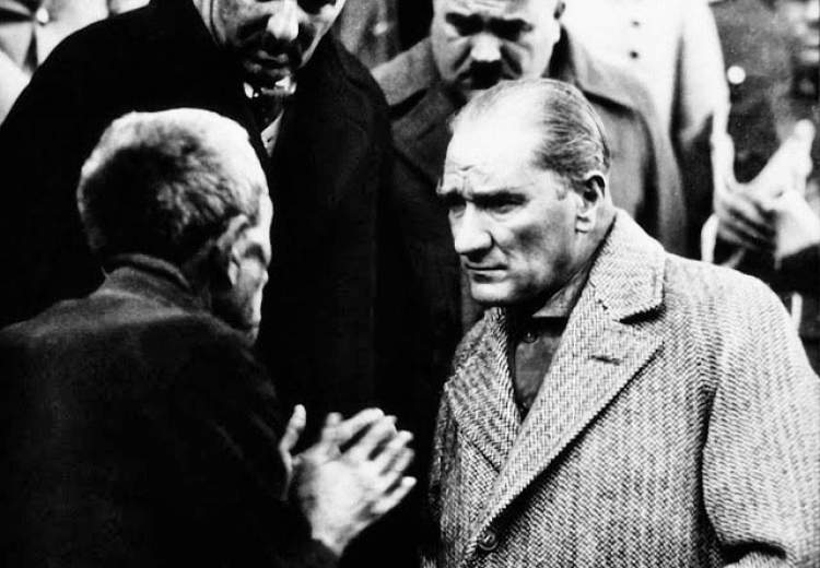 Rüyada Mustafa Kemal Atatürk'ü Görmek