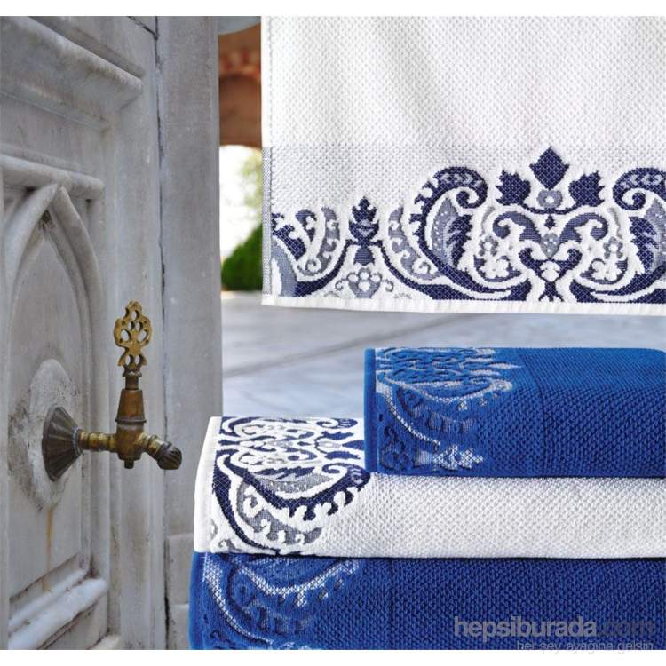 Полотенце h1. Синее полотенце на ванну. Темно синее полотенце для ванны. Постельное белье HM Home с синим рисунком.