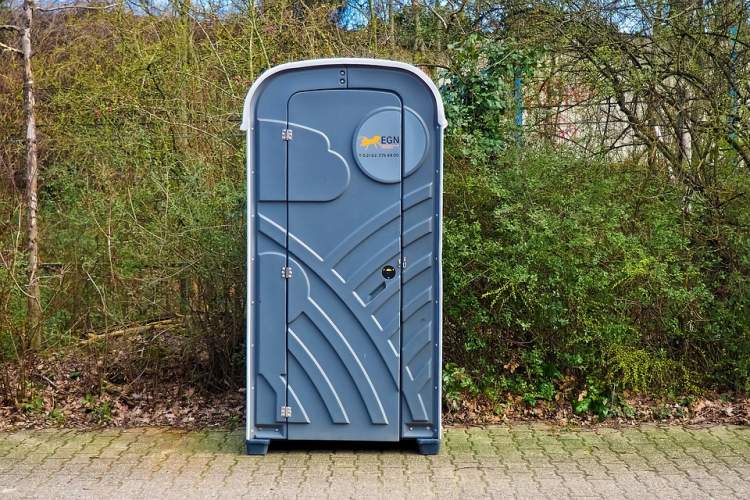 Rüyada Küçük Tuvaletini Yapan Birini Görmek - ruyandagor.com