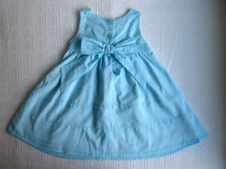 mavi bebek elbisesi görmek