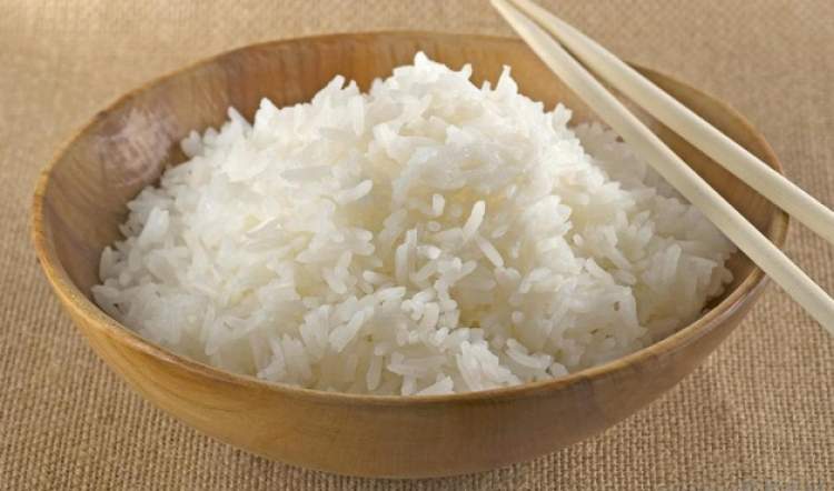 mezara pirinç dökmek