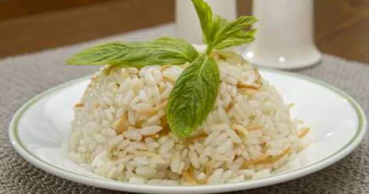 Rüyada Şehriyeli Pirinç Pilavı Yemek - ruyandagor.com