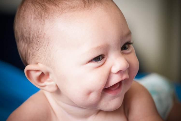 Rüyada Erkek Bebek Gülmesi - ruyandagor.com