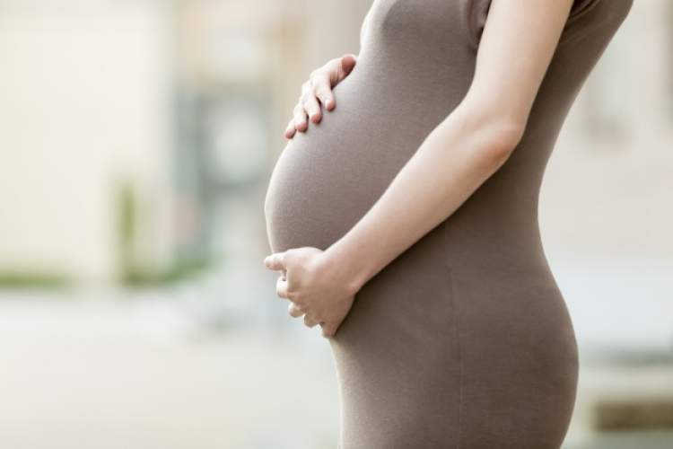 hamile kadının ölü bebek doğurması